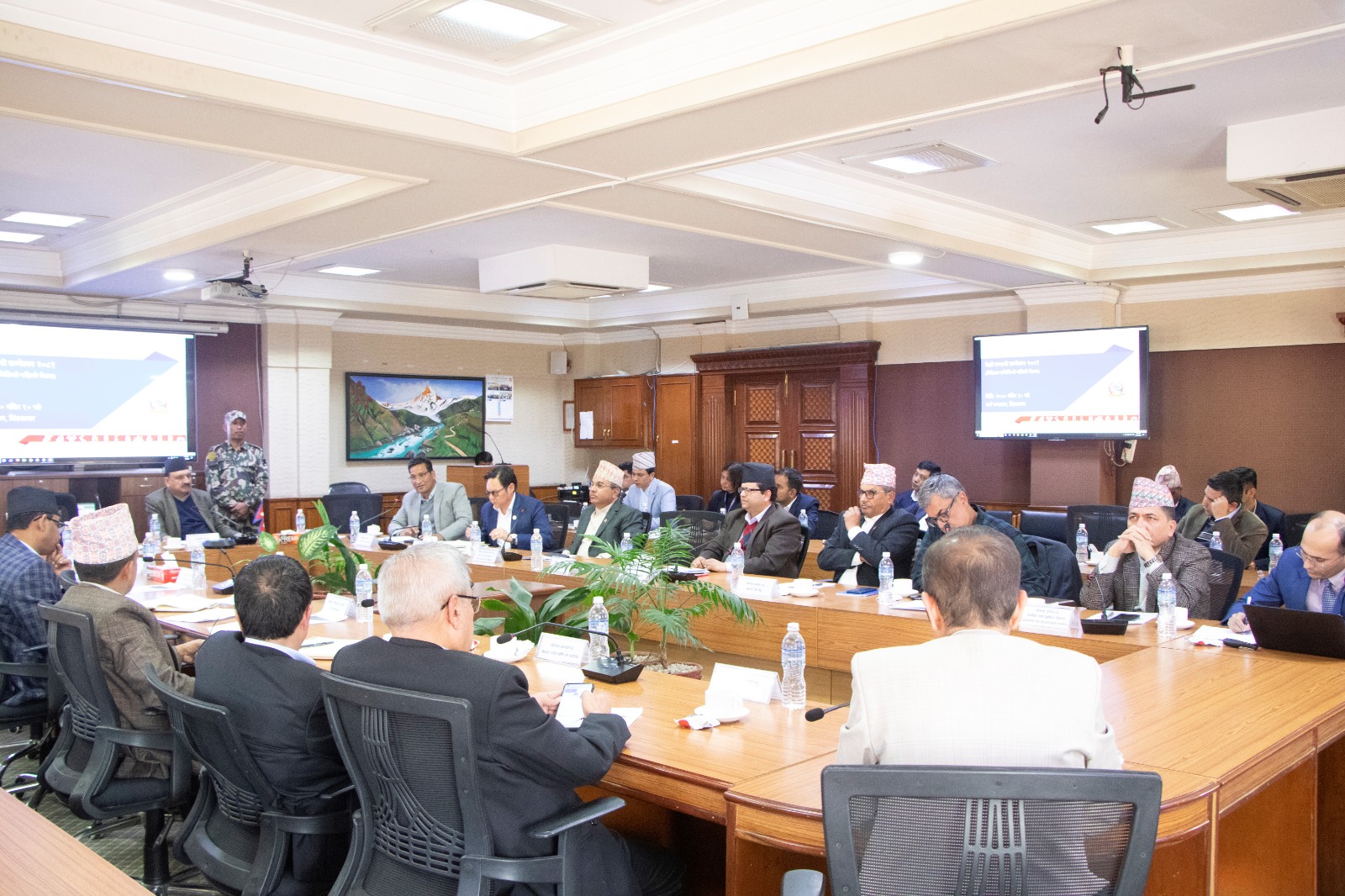 स्वदेशी, एनआरएनए र विदेशी लगानी आकर्षित गर्न लगानी सम्मेलन : अर्थमन्त्री डा. महत